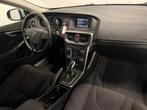 Volvo V40 1.5 T2 Nordic // Automaat // Lage km, Auto's, Volvo, Stof, 4 cilinders, 700 kg, Blauw