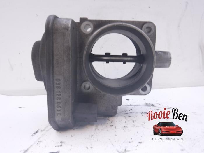 Gasklephuis van een Volkswagen Golf, Gebruikt, -, Volkswagen, -