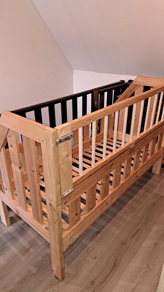 Ledikant / peuterbed gratis, Huis en Inrichting, Slaapkamer | Bedden, Zo goed als nieuw, Eenpersoons, 80 cm, Hout, Ophalen of Verzenden