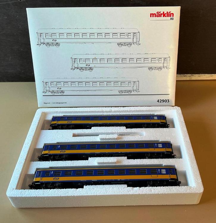 MäRKLIN H0 # 42903 WAGENSET 3 ICK- RIJTUIGEN NS  in OVP, Hobby en Vrije tijd, Modeltreinen | H0, Gebruikt, Wagon, Wisselstroom