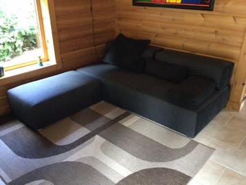 Design Leolux Ponton + voetbank + 3 kussens + losse leuning beschikbaar voor biedingen