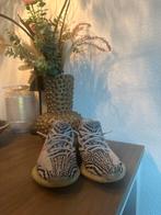 Yeezy Boost 350 V2 Zebra Maat 39 1/3, Kleding | Heren, Schoenen, Ophalen of Verzenden, Gedragen, Wit, Sneakers of Gympen