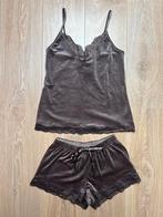Nieuw Hunkemöller velours pyjama set short + cami top bruin, Kleding | Dames, Hunkemöller, Ophalen of Verzenden, Nieuw
