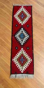 Kelim vintage kleed met ingestikte yoga mat 105/32