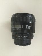 Nikon 85mm 1.8 AF-D + zonnekap HN-23 als nieuw, Ophalen of Verzenden, Zo goed als nieuw, Telelens