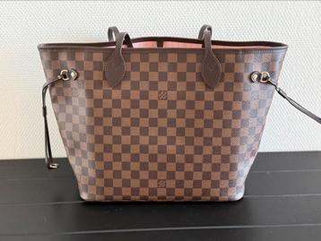 Louis Vuitton Neverfull MM Rose Ballerine beschikbaar voor biedingen