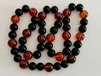 Mooie Zwart met Amber Kleurige Bakeliet - Catalin Ketting, Sieraden, Tassen en Uiterlijk, Antieke sieraden, Verzenden, Overige materialen