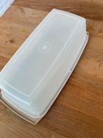 Tupperware cakedoos 33 x 14 x 10 cm, Ophalen of Verzenden, Gebruikt, Crème, Bus of Trommel