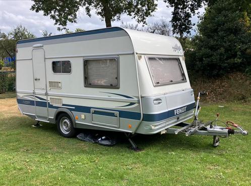 Mooie Fendt 410 QK 2004 stapelbed voortent dakluik 1200kg, Caravans en Kamperen, Caravans, Particulier, tot en met 4, 750 - 1000 kg