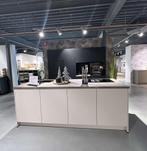 Showroom keuken eiland opstelling, Overige typen, Niet ingevuld, Nieuw, Kunststof