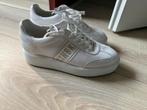Witte Sneakers - NUBIKK - Maat 39, Ophalen of Verzenden, Zo goed als nieuw, Wit, Sneakers of Gympen