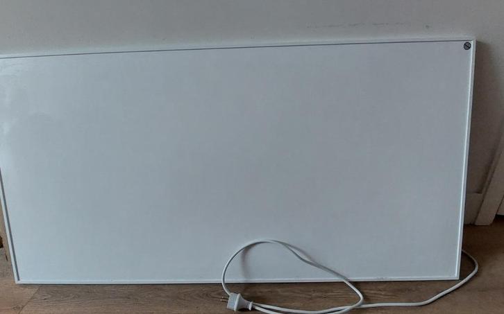 Byecold 700 Watt infrarood paneel – 60 x 120 cm, Doe-het-zelf en Verbouw, Verwarming en Radiatoren, Gebruikt, Overige typen, 500 tot 800 watt