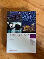 Basisboek Integrale Veiligheidskunde, Boeken, Studieboeken en Cursussen, Verzenden, Wouter Stol, HBO, Zo goed als nieuw