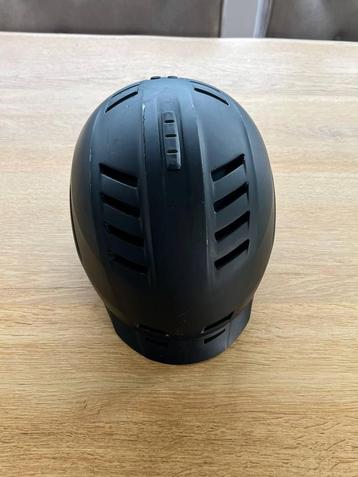 Zwarte skihelm maat M voor volwassene beschikbaar voor biedingen