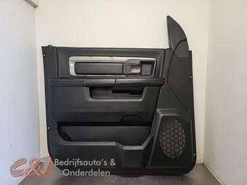 Portierbekleding 4Deurs links-voor van een Dodge RAM beschikbaar voor biedingen