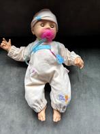 Babypop met kleertjes van Chou Chou, Ophalen, Gebruikt, Babypop