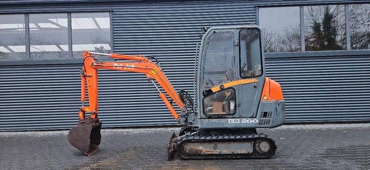 Volvo PEL JOB EB 200, Zakelijke goederen, Machines en Bouw | Kranen en Graafmachines, Graafmachine