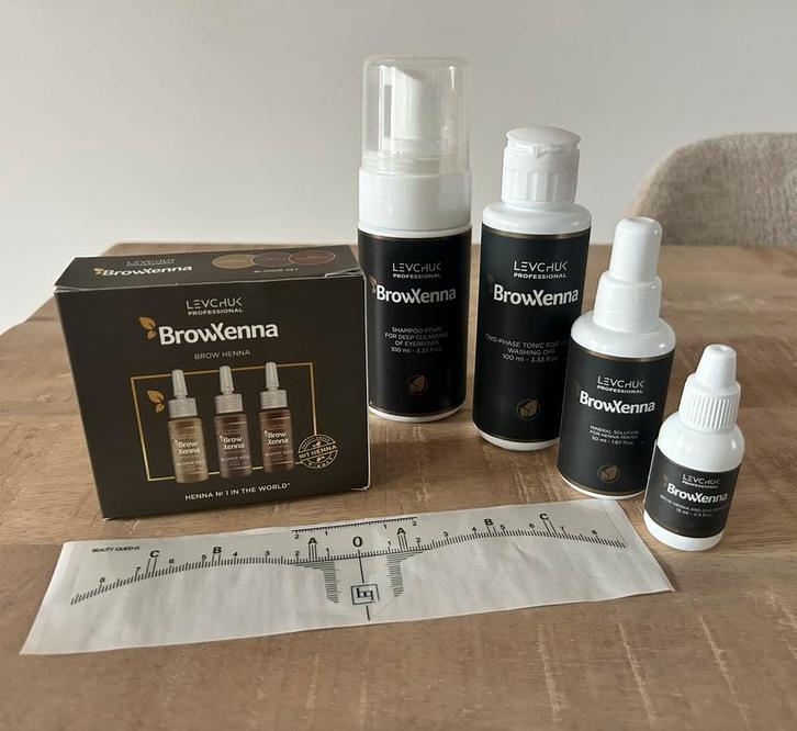 BrowXenna Henna Brows Complete Set - Nieuwstaat!, Sieraden, Tassen en Uiterlijk, Uiterlijk | Cosmetica en Make-up, Zo goed als nieuw