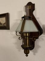Mooie klassieke bronzen wandlamp., Huis en Inrichting, Lampen | Wandlampen, Ophalen, Gebruikt, Glas, Klassiek
