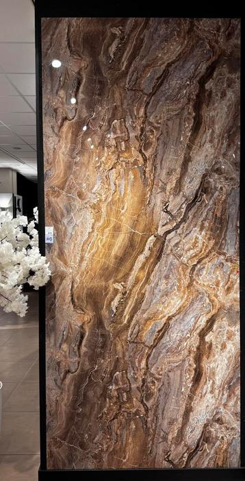 Spc/pvc Wandpanelen 280x122cm hoge kwaliteit.  in showroom  beschikbaar voor biedingen