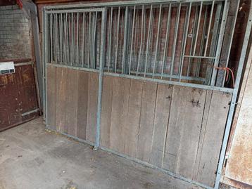 3 voorwanden voor paardenbox. beschikbaar voor biedingen