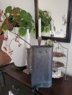 Zinken Vaas - Vintage Look, Huis en Inrichting, Woonaccessoires | Vazen, Overige materialen, Gebruikt, Overige kleuren, Ophalen of Verzenden