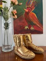 Gouden UGGS maat 37 valt als 38, Ophalen of Verzenden, Zo goed als nieuw