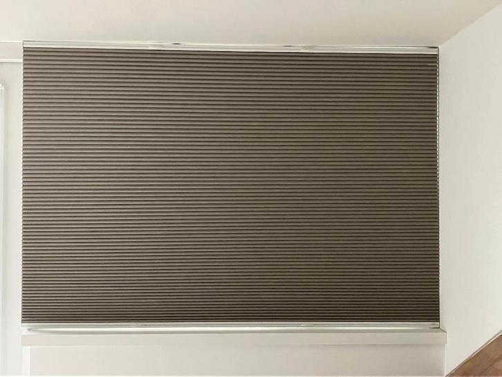 plissé duette gordijnen zandkleur sunvision verduisterend, Huis en Inrichting, Stoffering | Gordijnen en Lamellen, Zo goed als nieuw