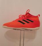 Adidas zaalvoetbalschoenen - Maat 37.5, Ophalen of Verzenden, Zo goed als nieuw, Kleding