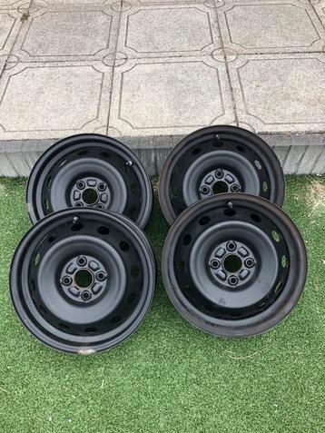 Stalen Velgen 15 inch beschikbaar voor biedingen