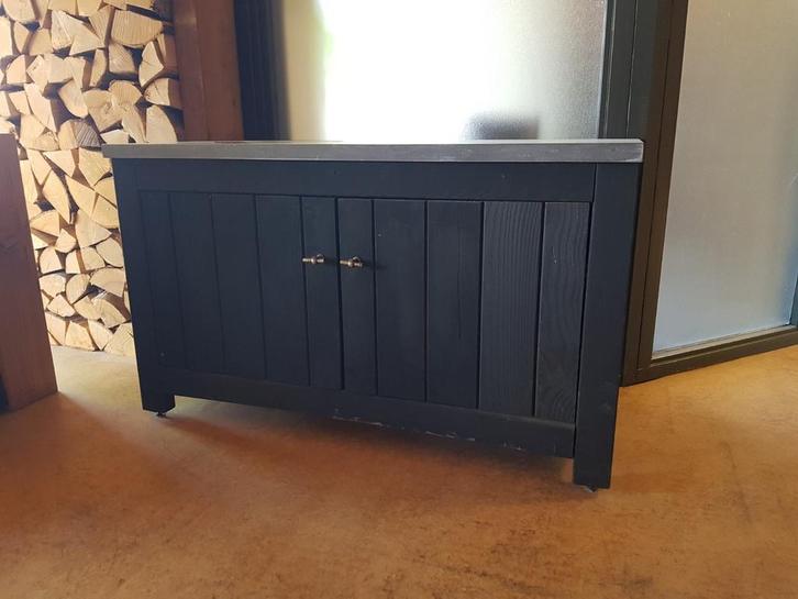 Buitenkast douglas dubbel deur 60 x 109 x 56 cm (HxBxD), Huis en Inrichting, Kasten | Dressoirs, Gebruikt, 100 tot 150 cm, 50 tot 75 cm