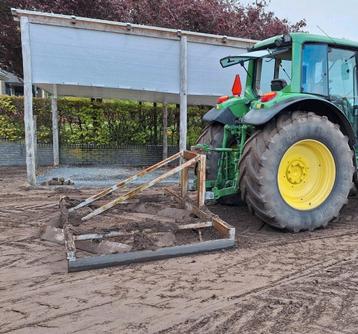 vlakraam  beschikbaar voor biedingen