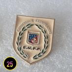 Pin Wapen Conscience Exemplarite, Verzamelen, Speldjes, Pins en Buttons, Verzenden, Gebruikt