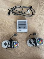 Nintendo snes mini, Spelcomputers en Games, Spelcomputers | Nintendo Super NES, Ophalen, Zo goed als nieuw, Met 2 controllers