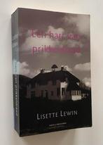 Lisette Lewin - Een hart van prikkeldraad, Boeken, Literatuur, Gelezen, Ophalen of Verzenden, Nederland, Lisette Lewin