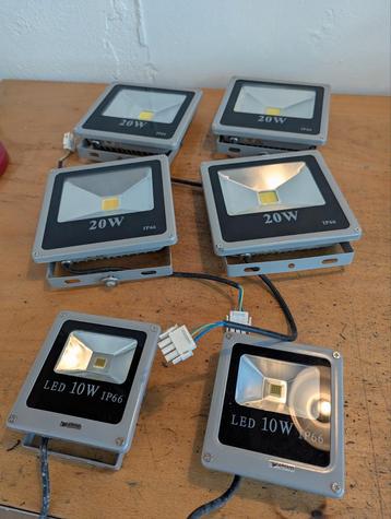 Led bouwlampen beschikbaar voor biedingen