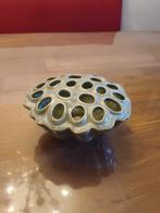 Kleine mintgroene vaas voor losse korte bloemen - merk dk, Ophalen of Verzenden, Zo goed als nieuw, Glas, Minder dan 50 cm