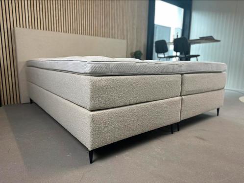 TEDDY WIT TEDDY BEIGE BOXSPRING 180X200 TEDDY 160X200, Huis en Inrichting, Slaapkamer | Boxsprings, Zo goed als nieuw, 160 cm