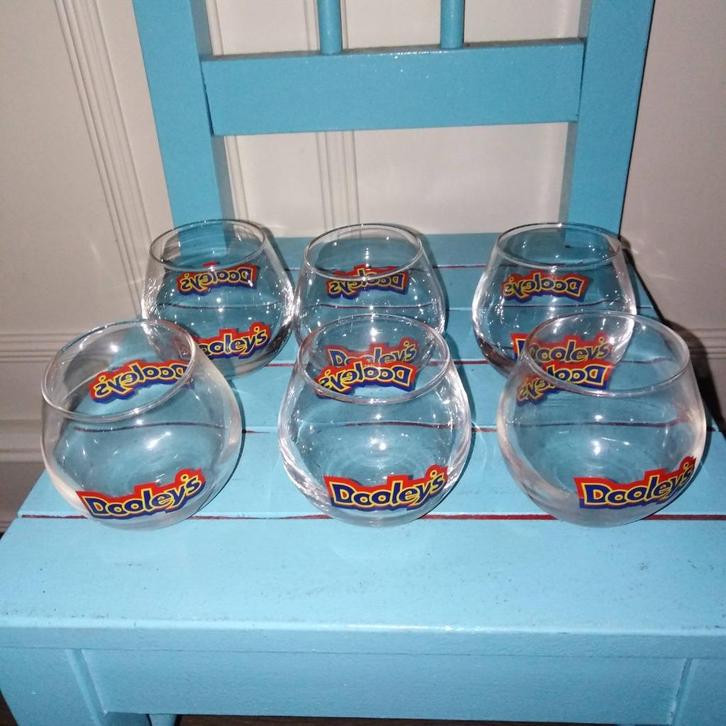 Dooley's toffee likeur tipper glazen 6 stuks, Verzamelen, Glas en Borrelglaasjes, Zo goed als nieuw, Overige typen, Ophalen