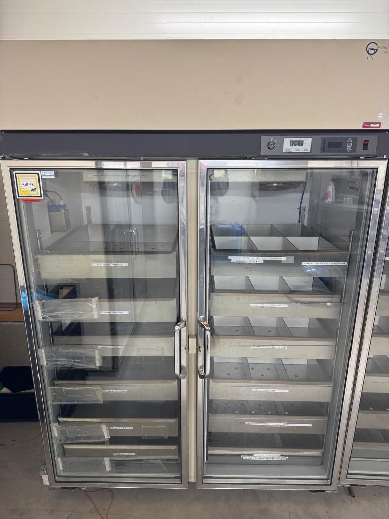 Industriële Koelkast - Oudijzer, Witgoed en Apparatuur, Overige Witgoed en Apparatuur, Ophalen, Niet werkend