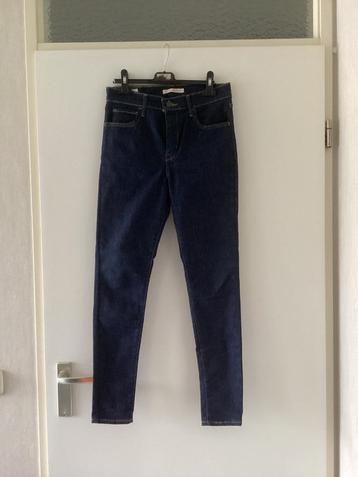 Levi’s 720 high rise super skinny, maat W28/L28 beschikbaar voor biedingen