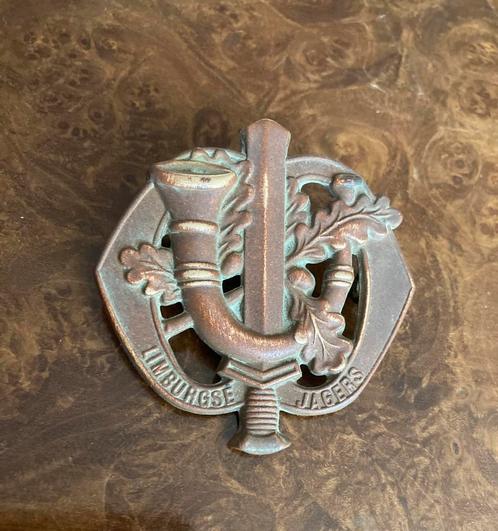 Oud baretembleem Regiment Limburgse Jagers RLJ, Verzamelen, Militaria | Algemeen, Landmacht, Embleem of Badge, Nederland, Ophalen of Verzenden