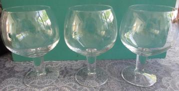 3 x nieuw groot wijnglas - 600 ml inhoud  beschikbaar voor biedingen