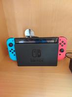 Nintendo Switch te koop, Spelcomputers en Games, Spelcomputers | Nintendo Switch, Ophalen, Gebruikt, Met 2 controllers, Switch Original
