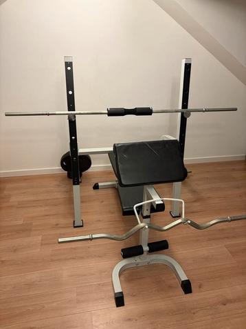 Fitnessapparaat - Krachtstation beschikbaar voor biedingen
