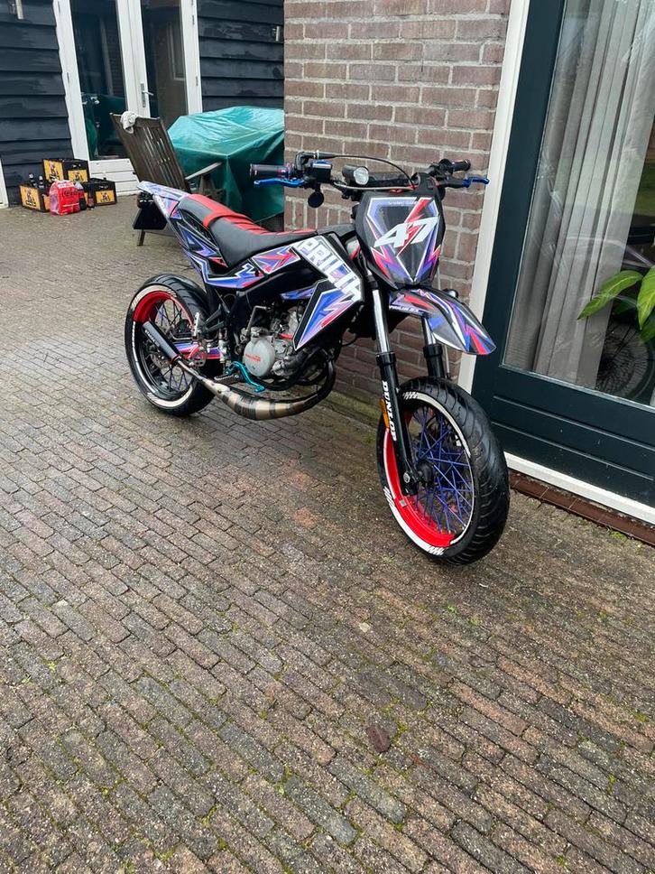 Aprilia sx50 Uniek, Fietsen en Brommers, Brommers | Crossbrommers, Zo goed als nieuw, Derbi, Ophalen of Verzenden