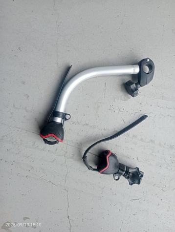 vastzetbeugel fietsen op fietsrek beschikbaar voor biedingen