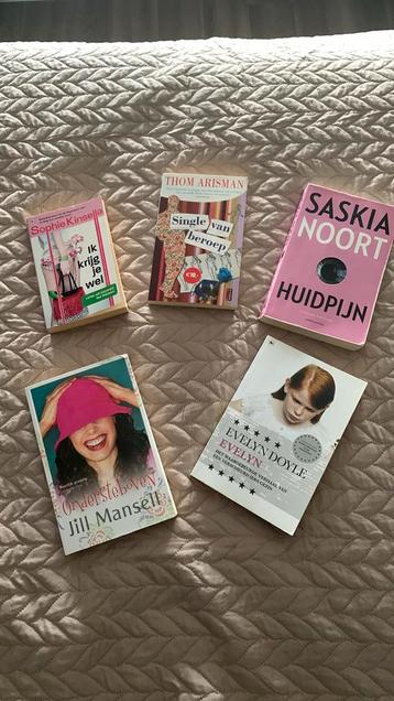Meedere boeken beschikbaar voor biedingen