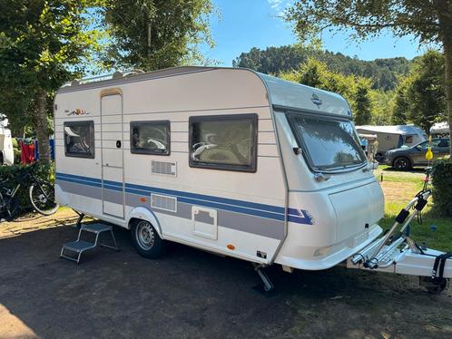 Hobby De Luxe 450 - Dorema Voortent & Luifel, Caravans en Kamperen, Caravans, Particulier, tot en met 4, 750 - 1000 kg, Standaardzit
