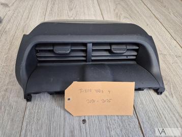 Toyota Yaris 4 2020 - 2025 luchtrooster midden dashboard €30 beschikbaar voor biedingen